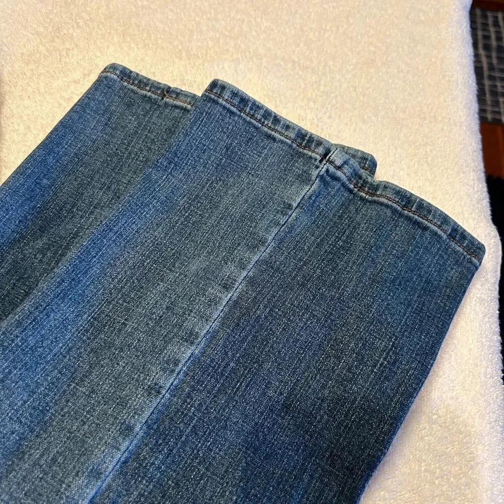 Levis very nice
